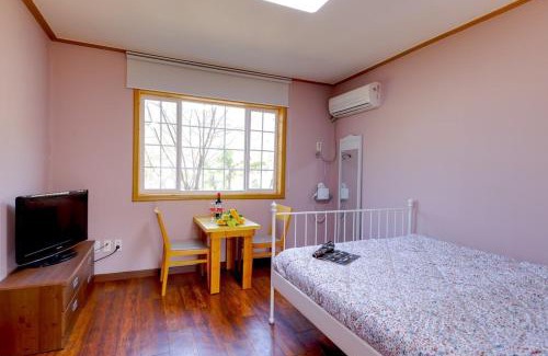 Seolcheon-myeon House | Muju Snow Country Pension