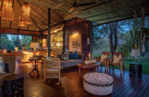 Livingstone Cabin | Mukwa River Lodge