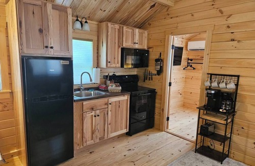 Madison Cabin | Mulberry Cabin at Lost Trails