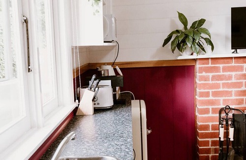 The Patch House | Mulberry Cottage - with spa and fireplace