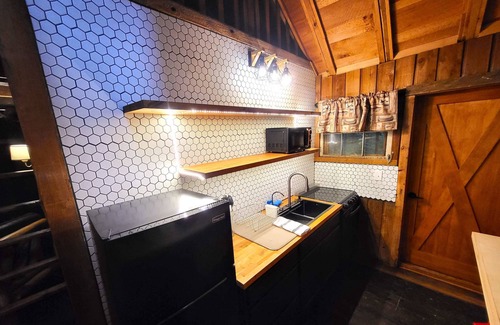 Saluda Cabin | Multiple cabins at Cabin Fever!