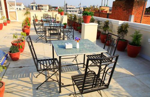 Nagarjun House | Mums Homestay & Studio Apartments