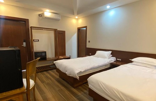 Chitwan District Resort | Munal & Mayur Medical Wellness Retreat
