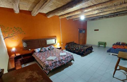 Copacabana House | Munay EcoHostal - Cabañas de Adobe