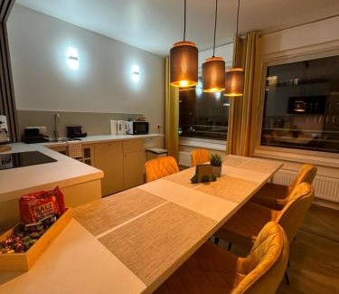 Munich City Centre Apartment | Munich Top Place direkt am Karlsplatz - Stachus 70 qm mit 2 Schlafzimmer Apartment Mila