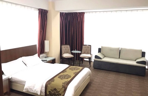 Bayangol Hotel | Munkh Khustai Hotel
