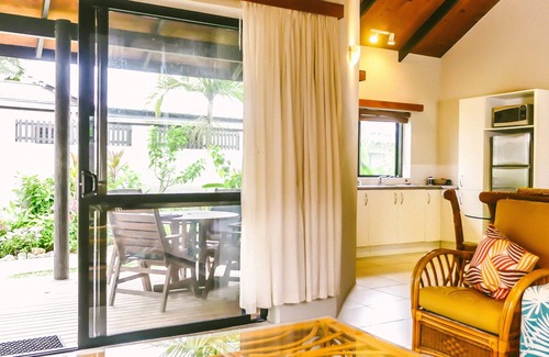 Muri Resort | Muri Beach Resort