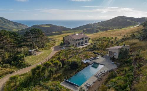 Muriwai Villa | Muriwai Estate