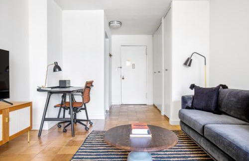 Tudor City Apartment | Murray Hill Studio w Doorman Gym Pool Parking NYC-582