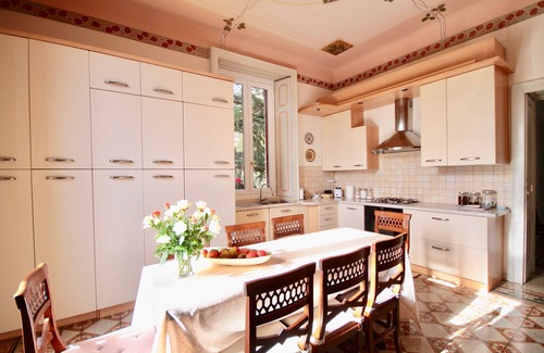 Cadegliano-Viconago Apartment | Music apartment