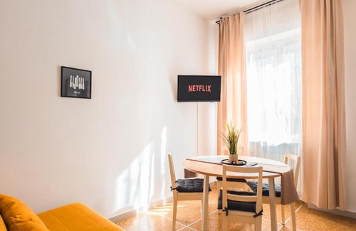 Casoretto Apartment | 'MUSIC HOME' 15minCentral Station - LinateAirport - Metro
