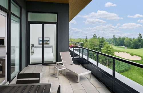 Gravenhurst Hotel | Muskoka Bay Resort