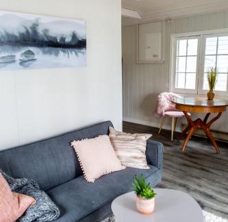 Dwight House | Muskoka Waterfront Retreat