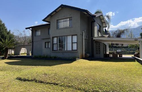 Mutare Apartment | Mutare Manor : The Upstairs - 2307
