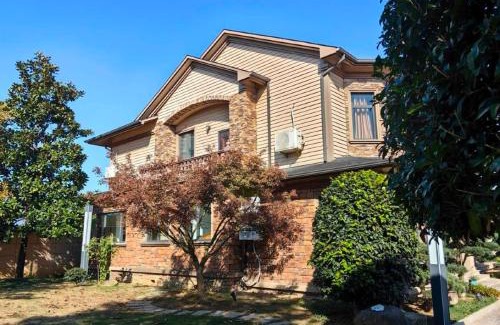 Yuhang District House | Muyege Boutique Bed and Breakfast