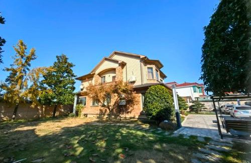 Yuhang District House | Muyege Boutique Bed and Breakfast