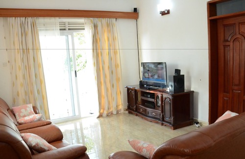 Muyenga Apartment | Muyenga Vacation Home