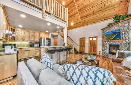 South Lake Tahoe House | Mv11 Lake tahoe estate with heated pool