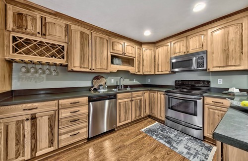 Tahoe Village Condo | Mv71 Heavenly remodel condo pool hot tub