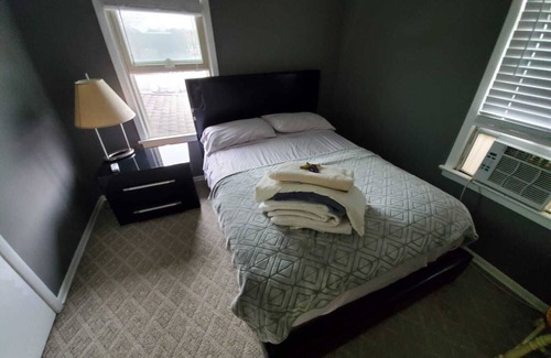 Rutherford House | My cozy home 20 mins from NYC 2nd floor appartment