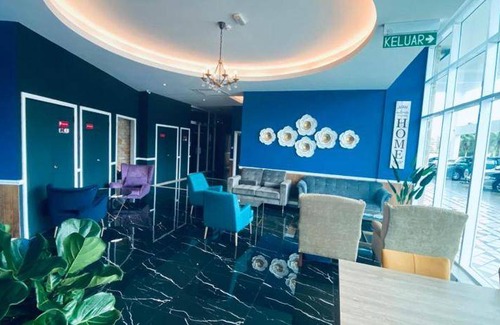 Miri Hotel | 1110 m² Hotel ∙ 3 bedrooms ∙ 8 guests