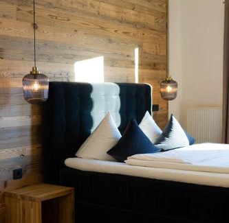 Lautzenhausen Hotel | My Place