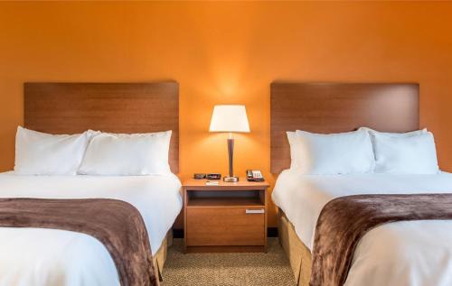 Sturtevant Hotel | My Place Hotel-Mount Pleasant, WI