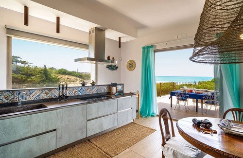 Scicli Villa | My Rental Homes - Casa Gentile with sea view, terrace and air conditioning.
