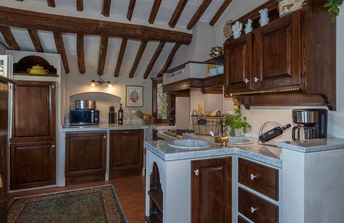 Vorno Villa | My Rental Homes - Villa Vorno with a wonderful garden and a private swimming pool