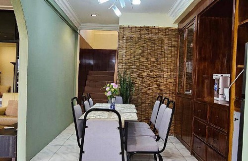 Miri House | 200 m² House ∙ 4 bedrooms ∙ 10 guests