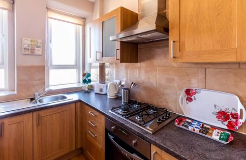 Paisley Apartment | Mycosyapartment 47, 2Br Apartment, Great Location - Paisley