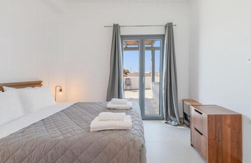 Xilokeratidi Apartment | Mykonos Luxury Home with Jacuzzi