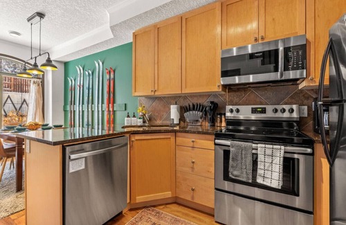 Canmore Ski Chalet | Mystic 2BR Canmore Retreat w/Pool, Hot Tub + BBQ
