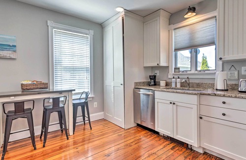 Mystic - New London Condo | Mystic Refuge w/Patio < 1 Mi to Downtown!