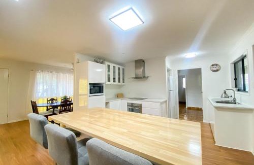 Traviston House | Myway - Burrum Heads - Close to Beach and Boat Ramp - 3BR