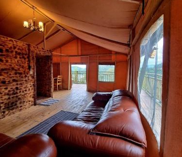 Gitesi Other | Mzinga Retreat