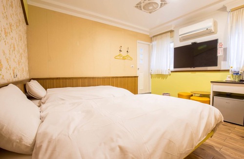 Yilan Bed & Breakfast | N. Castle Hotel