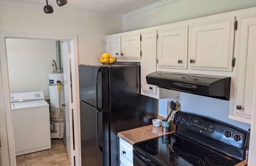 Jackson House | N Jackson 3 BR 2 BA Near I40, Ballpark, Golf, Food