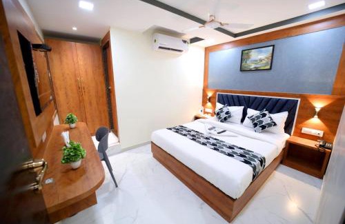 Versova House | N M Hotel Nr kokilaben Hospital
