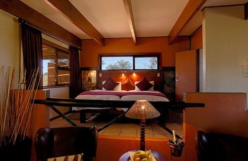 Intu Afrika Kalahari Private Reserve Cabin | Zebra Kalahari Lodge