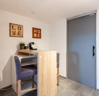 St. Gallen Apartment | Nachhaltig Wohnen im 1, Stock, gratis Parkplatz!
