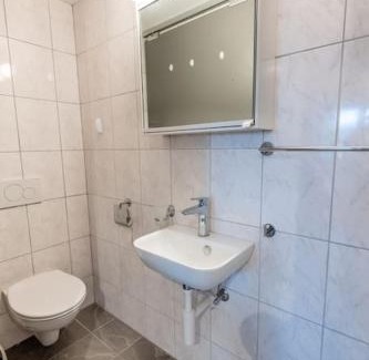 St. Gallen Apartment | Nachhaltig Wohnen im 1, Stock, gratis Parkplatz!
