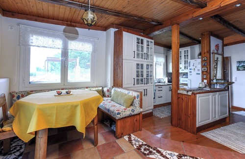 Anavyssos Villa | Nadia's Traditional Greek house