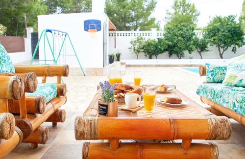 Les Tres Cales Villa | Naizan
