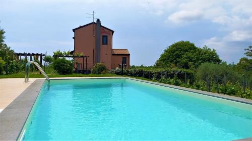 Mascali House | Nake Residenza Artistica
