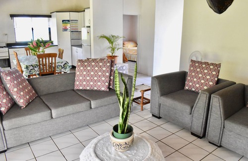 Tapere of Titikaveka House | Nana's - Titikaveka Beachfront