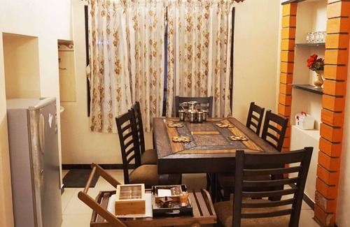 Coimbatore House | Nandhanam Eco Home Stay AC with BIke/Car Options