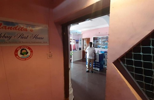 Visakhapatnam Hotel | Nandita S Beach Bay Rest House By WB Inn