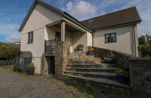 Pentraeth House | Nant-yr-Rhedyn