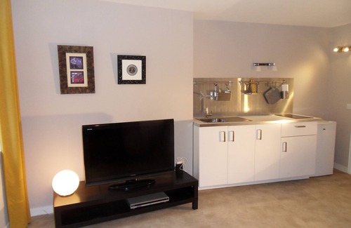 Decre-Cathedrale Apartment | Nantes furnished rentals at the foot of the Cathedral